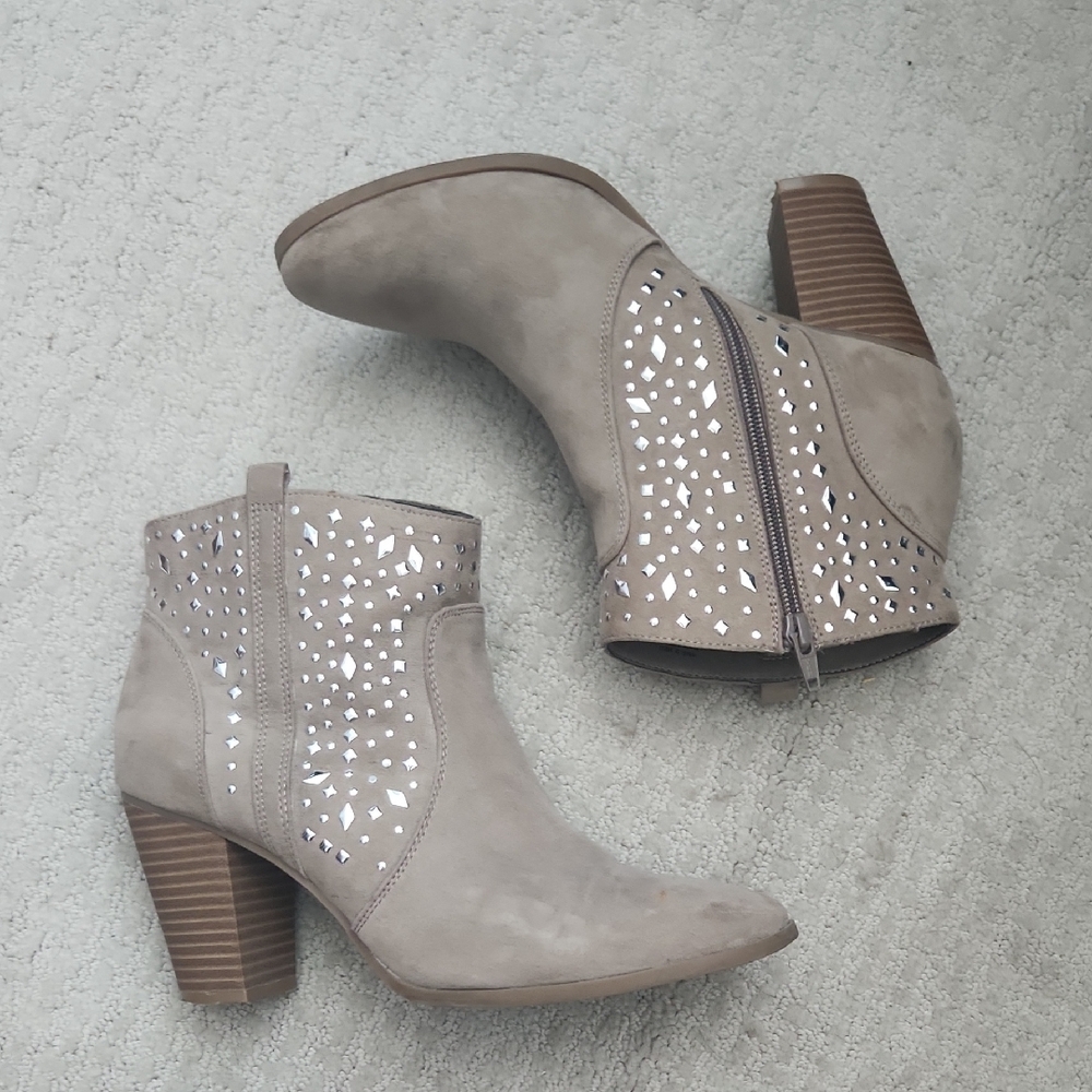 Jennifer Lopez Tan and Silver Ankle Booties with Laser-Cut Design